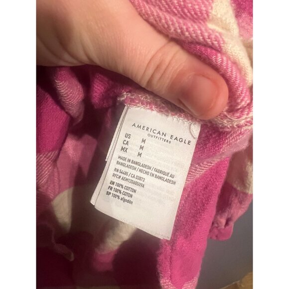 American Eagle Women’s Pink & Cream Flannel Size Med With Breast Pockets - Picture 7 of 7